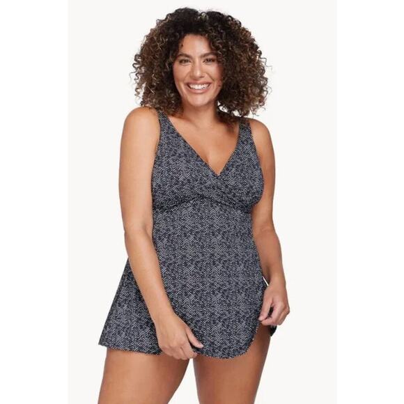 Artesands Zig Zag Delacroix Swim Dress Sleeveless Black Size 18 NWT - Picture 1 of 12
